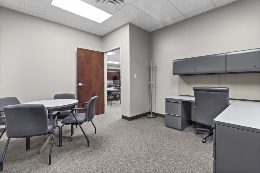 More Photos Of 695 Pro Med Ln, Carmel Medical For Sale