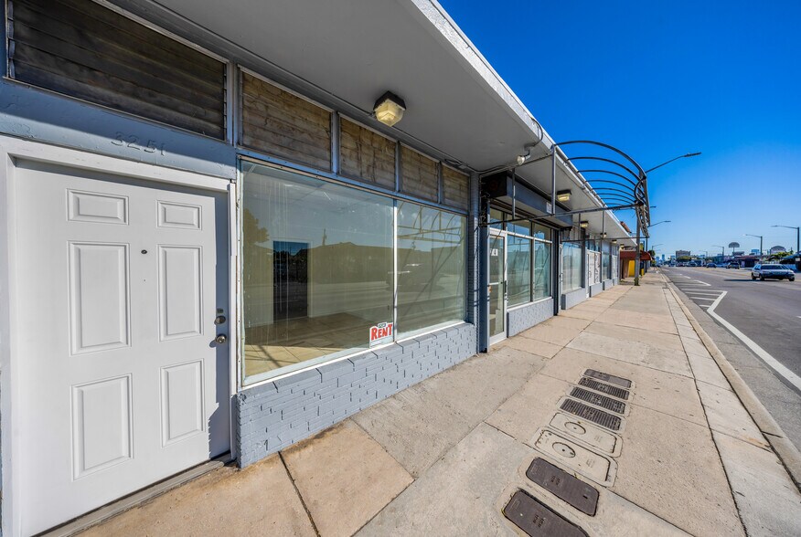 More Photos Of 3241 NW 7th St, Miami Storefront For Lease