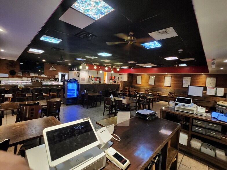 More Photos Of 416 S J St, Imperial Restaurant For Sale