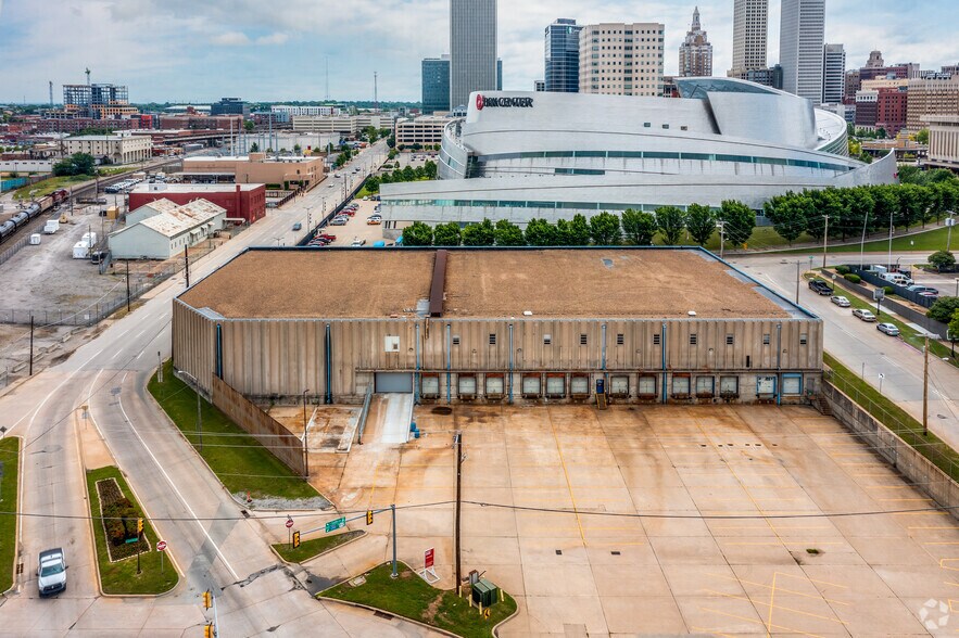 More Photos Of 505 W 2nd St, Tulsa Distribution For Lease