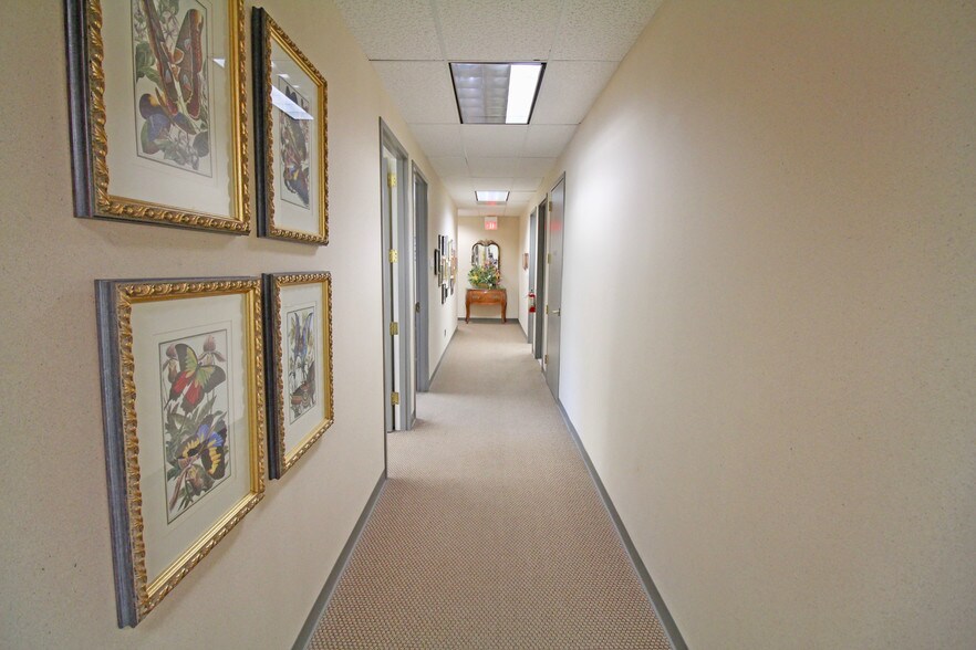 More Photos Of 200 Mineral Springs Rd, Rockaway Medical For Lease