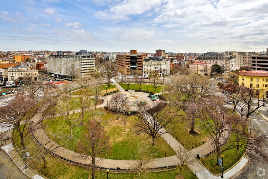 More Photos Of 1 DuPont Cir NW, Washington Office For Lease
