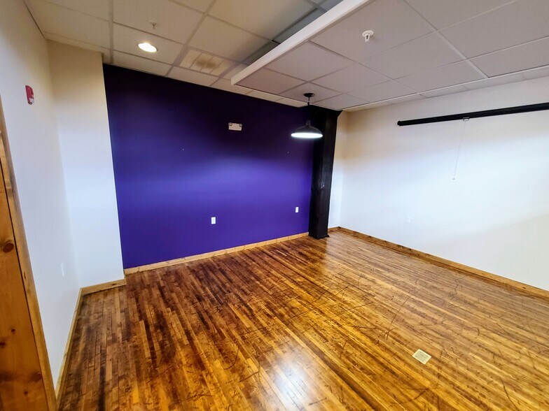More Photos Of 1216 Smith St, Charleston Apartments For Lease