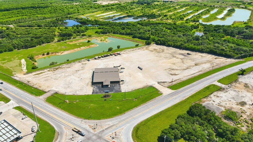 More Photos Of 4122 Hwy 90 Alt, Altair Light Distribution For Lease