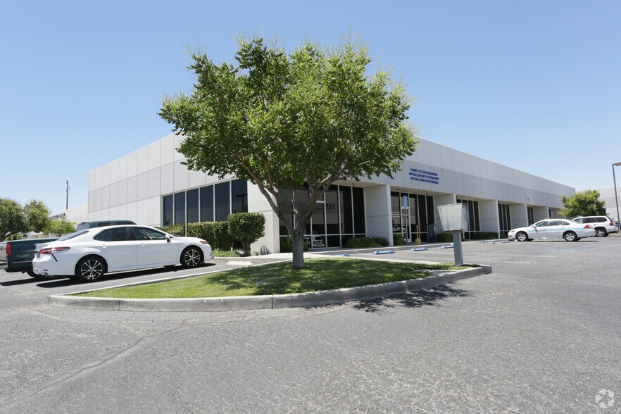 More Photos Of 12402 Industrial Blvd, Victorville Unknown For Lease