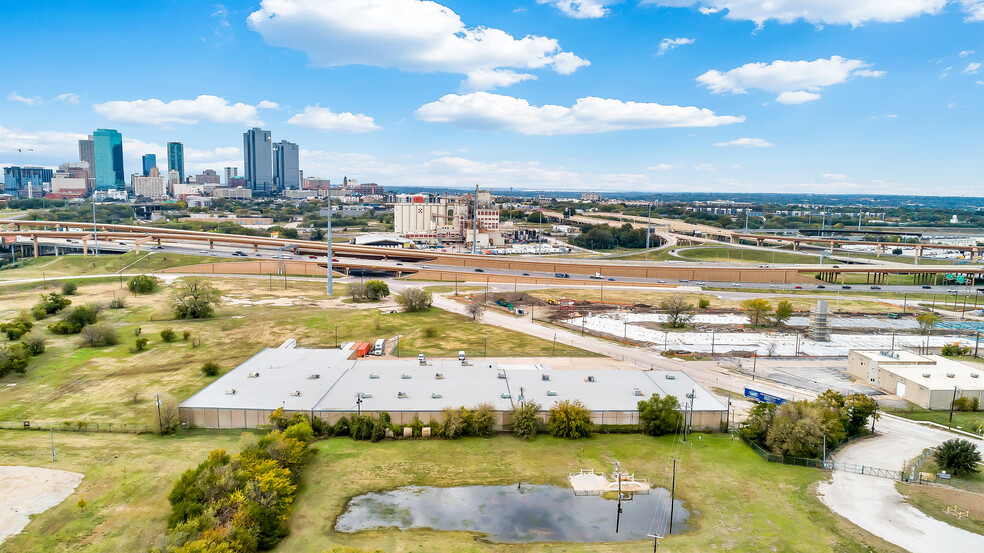 Primary Photo Of 2020 E 4th St, Fort Worth Warehouse For Lease