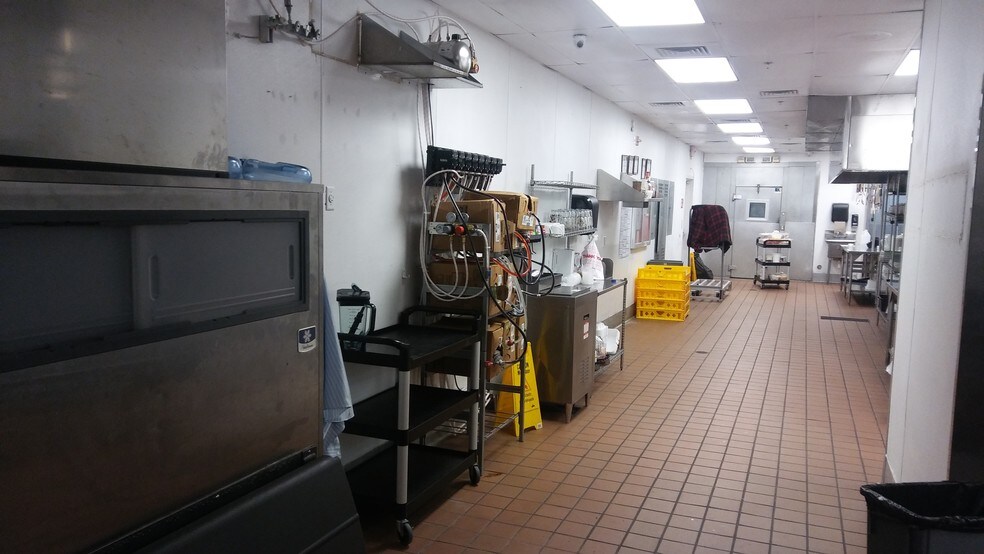 More Photos Of 11681 Westheimer Rd, Houston Restaurant For Sale