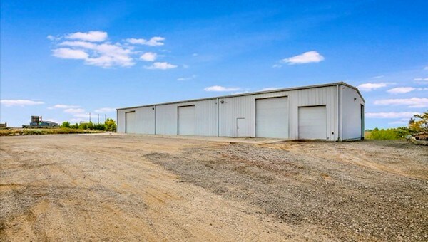 More Photos Of 3612 W Bloomington Rd, Champaign Truck Terminal For Sale