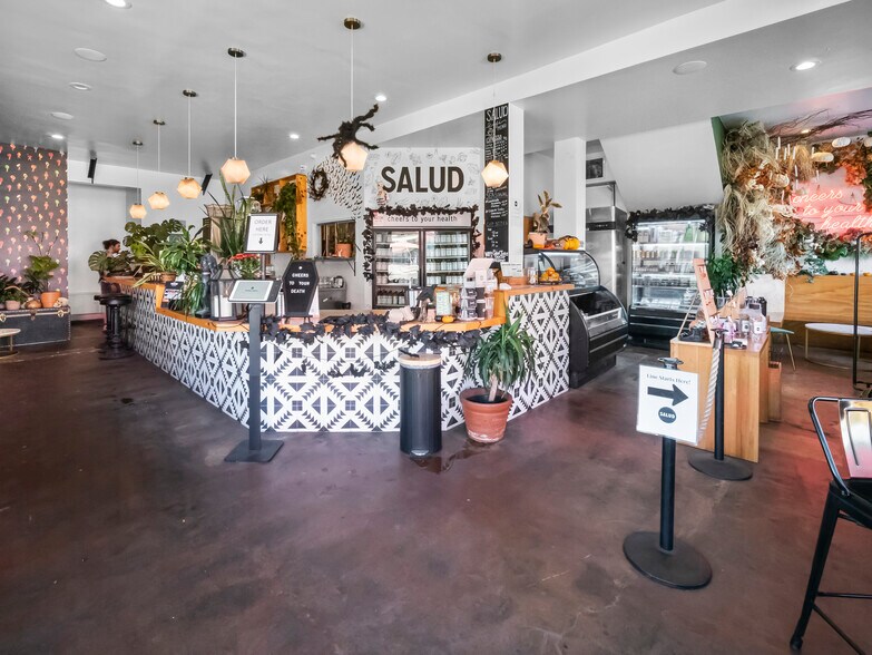 More Photos Of 1944 E 4th St, Long Beach Storefront Retail Residential For Sale