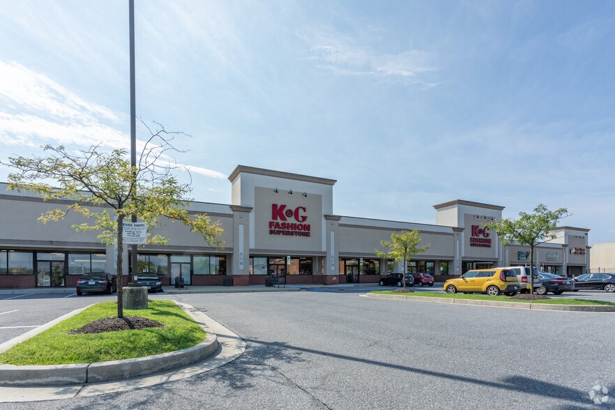 More Photos Of 8645 Pulaski Hwy, Baltimore Unknown For Lease