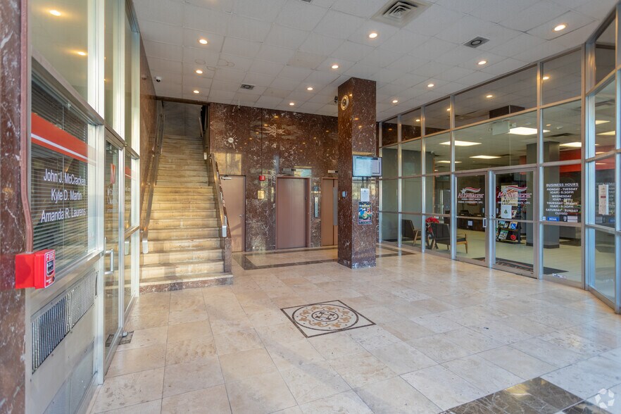 More Photos Of 6 S 2nd St, Hamilton Office For Lease
