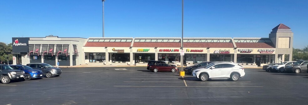 More Photos Of 6041-6069 NE Antioch Rd, Gladstone Unknown For Lease