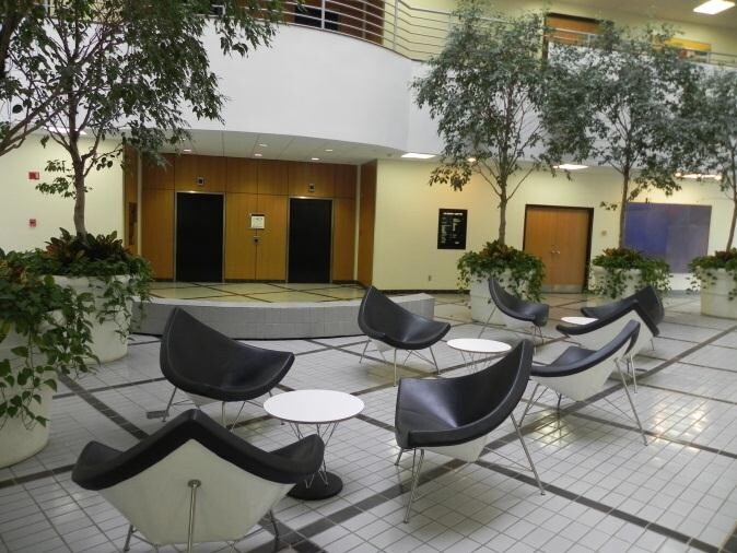 More Photos Of 2431 S Acadian Trwy, Baton Rouge Office For Lease