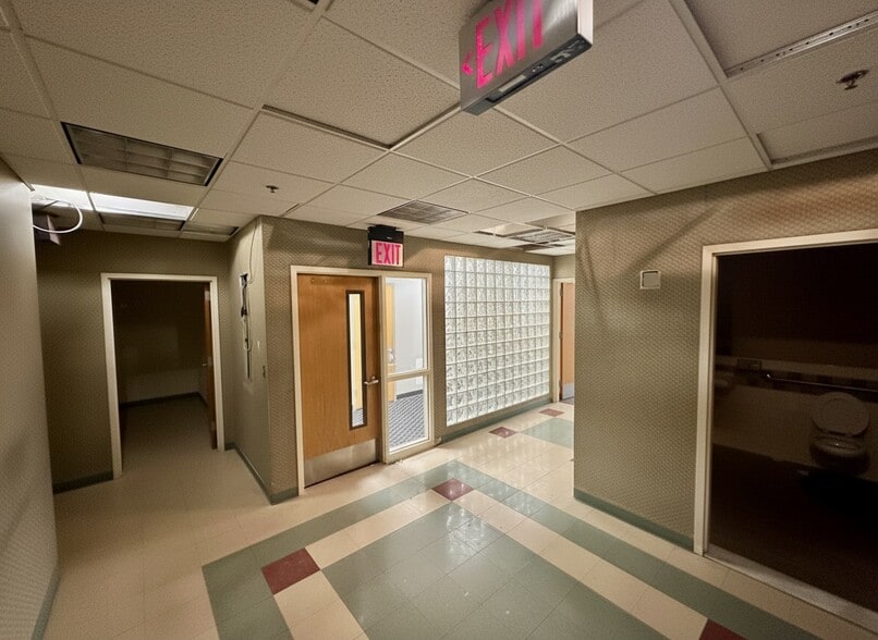 More Photos Of 1435 86th St, Brooklyn Medical For Sale