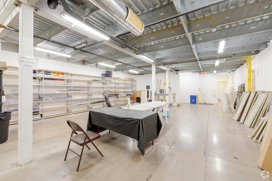More Photos Of 1202 W University Dr, Mesa Freestanding For Lease