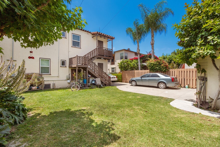 More Photos Of 2250 Magnolia Ave, Long Beach Multifamily For Sale