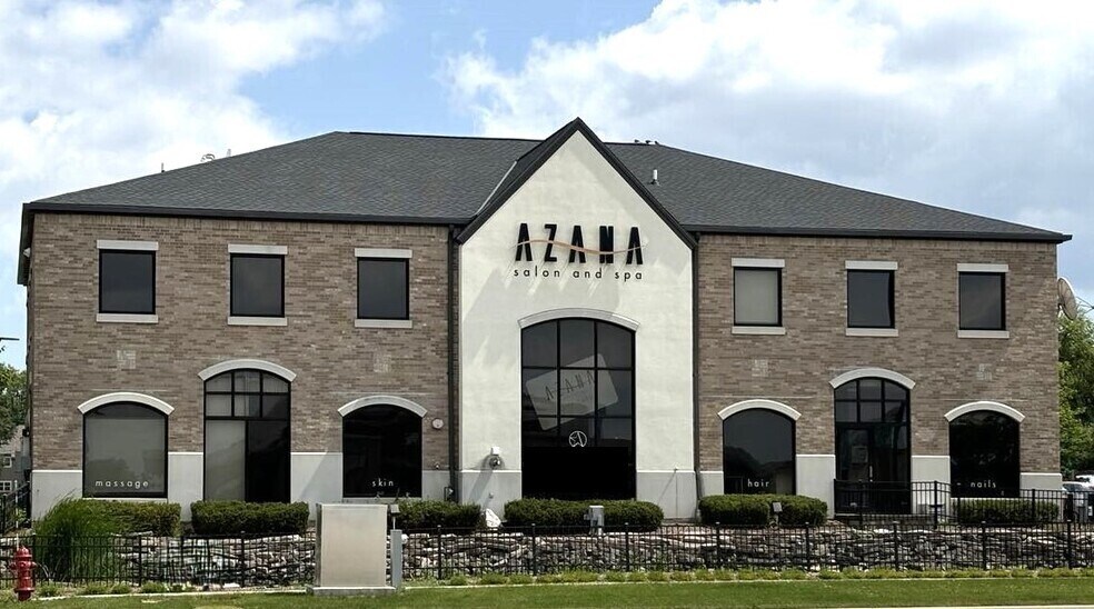 Primary Photo Of 200 N Moorland Rd, Brookfield Freestanding For Sale