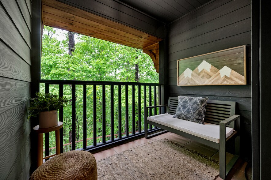 More Photos Of 4155 Dollys Dr, Sevierville Specialty For Sale