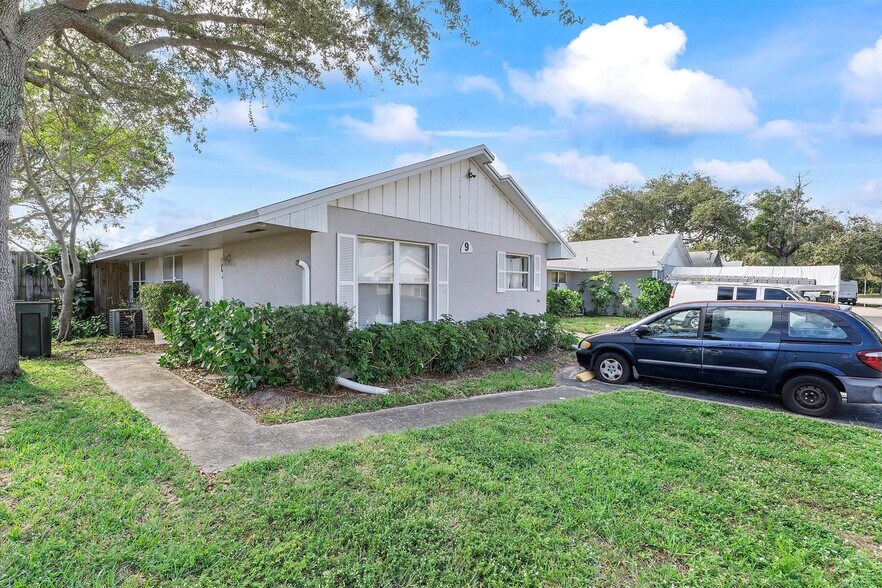 More Photos Of 1100 SW 4th Ave, Delray Beach Apartments For Sale