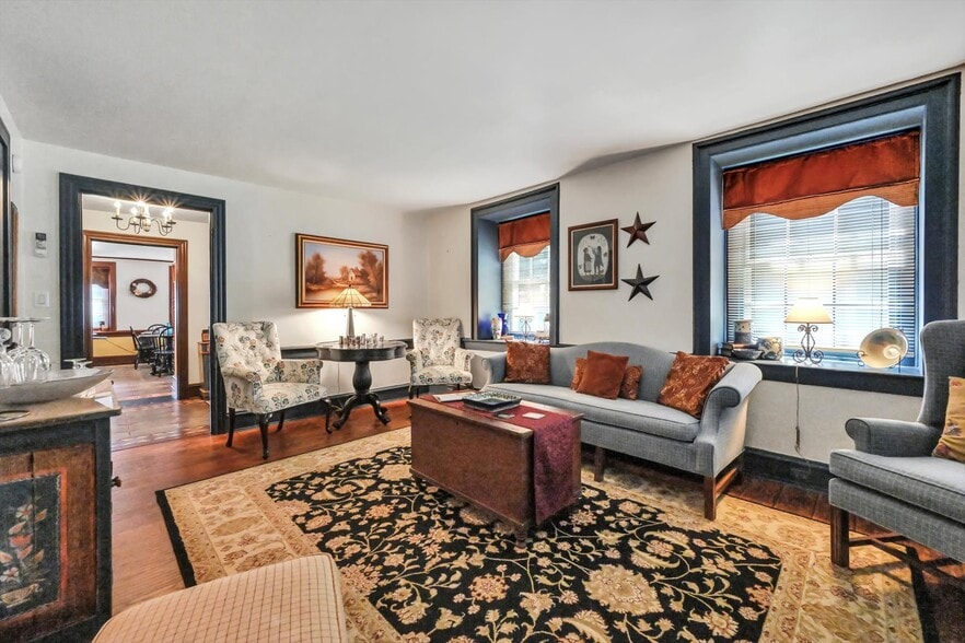 More Photos Of 301 W Main St, Ephrata Hospitality For Sale