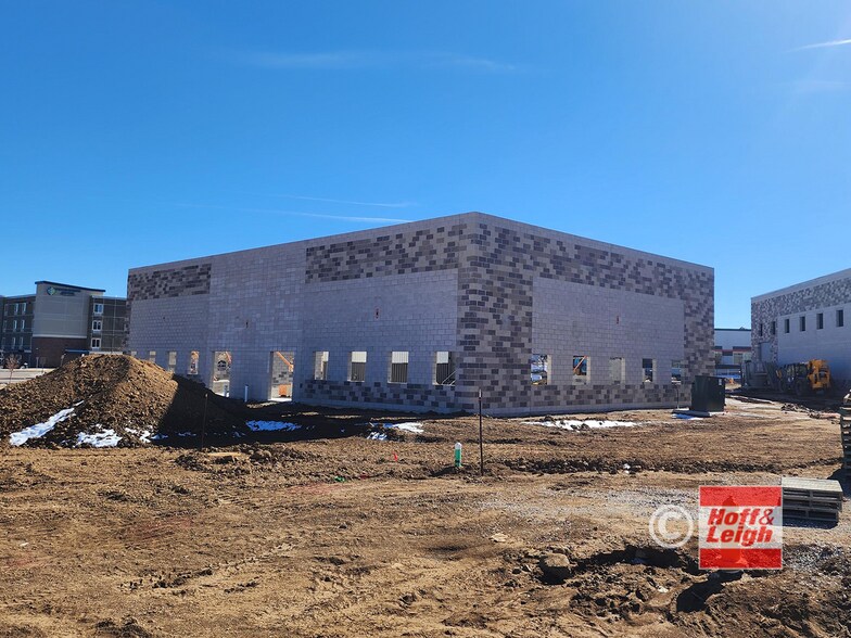 Primary Photo Of 13320 E Briarwood Ave, Centennial Industrial For Lease