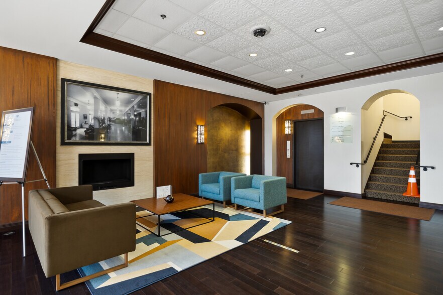 More Photos Of 202 S 1st St, Harlingen Loft Creative Space For Lease