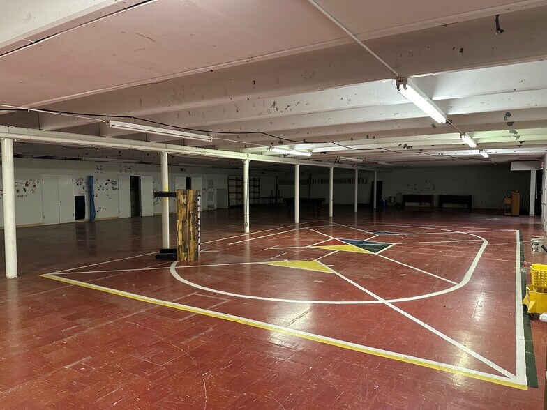 More Photos Of 4959 Hondo Pass Dr, El Paso Religious Facility For Sale