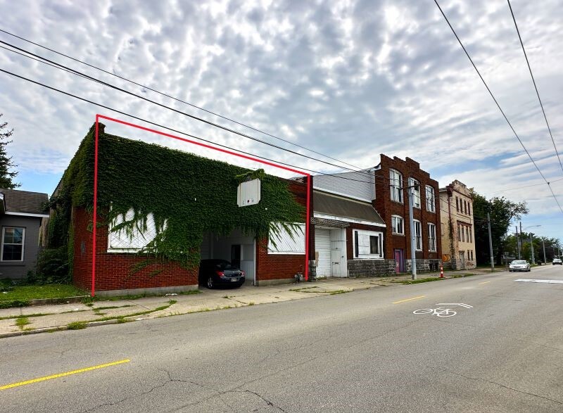 Primary Photo Of 346-352 Xenia Ave, Dayton Warehouse For Lease