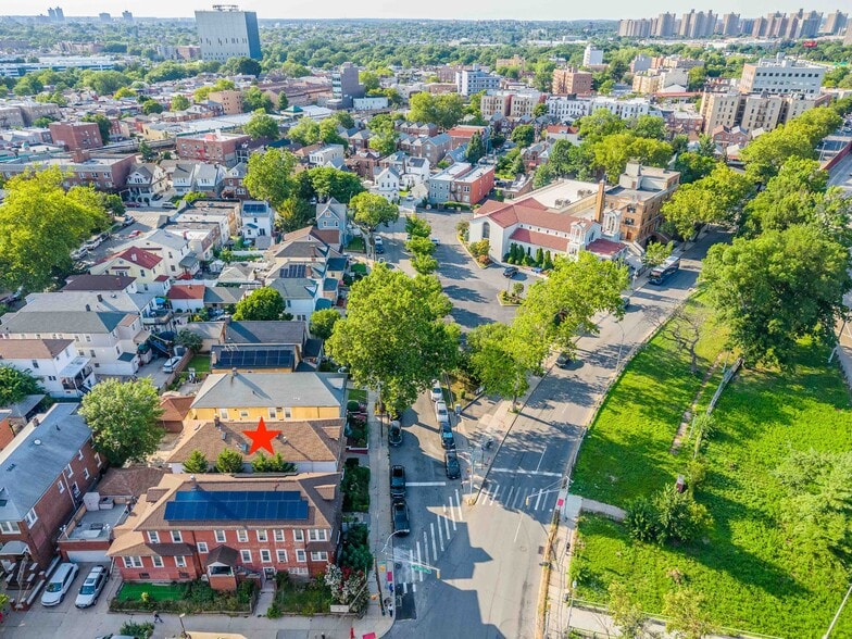 More Photos Of 1805 Willow Ln, Bronx Land For Sale