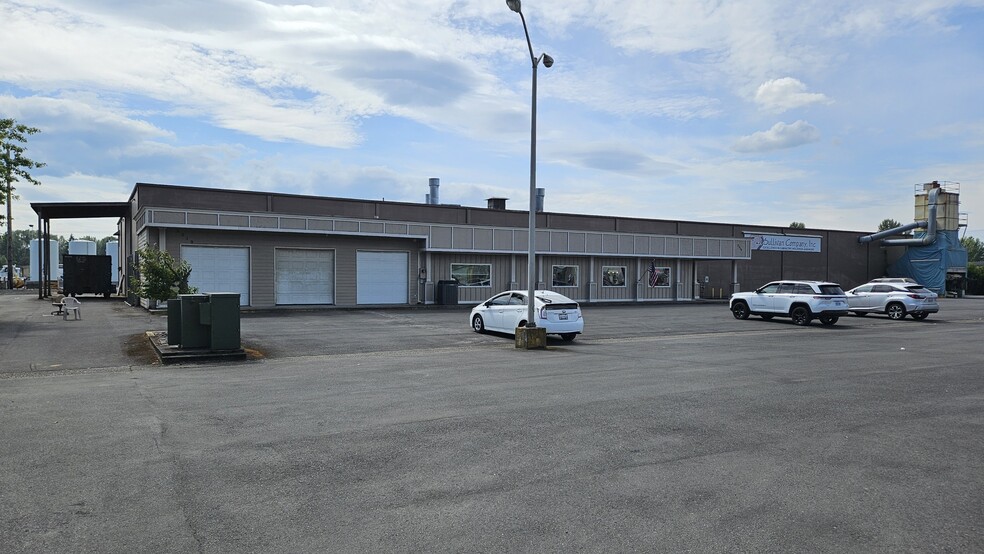 More Photos Of 2219 Talley Way, Kelso Industrial For Sale