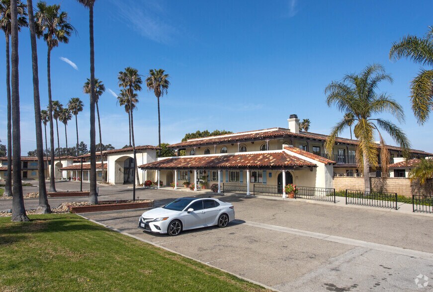 Primary Photo Of 1001 E Channel Islands Blvd, Oxnard Hotel For Sale