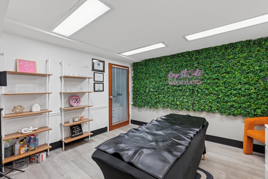 More Photos Of 119 S Easton Rd, Glenside Office For Sale