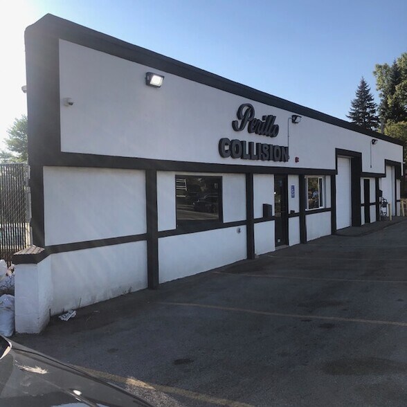 Primary Photo Of 1433 N 1st Ave, Melrose Park Auto Repair For Lease