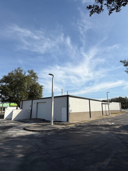 More Photos Of 1004 US Highway 17-92 S, Longwood Freestanding For Lease
