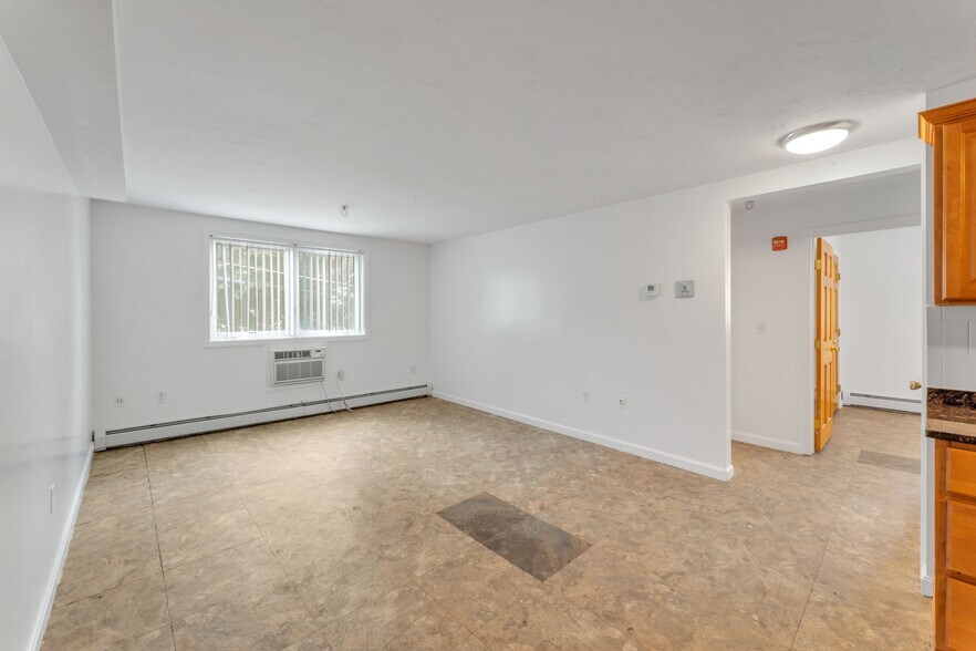 More Photos Of 55 Agawam St, Lowell Apartments For Sale