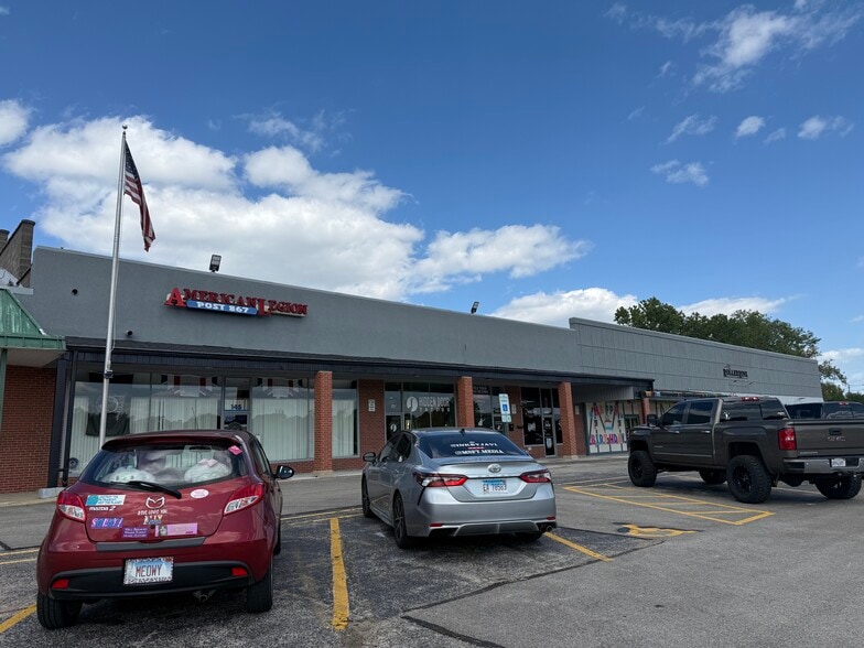 Primary Photo Of 142 N Seymour Ave, Mundelein Freestanding For Lease