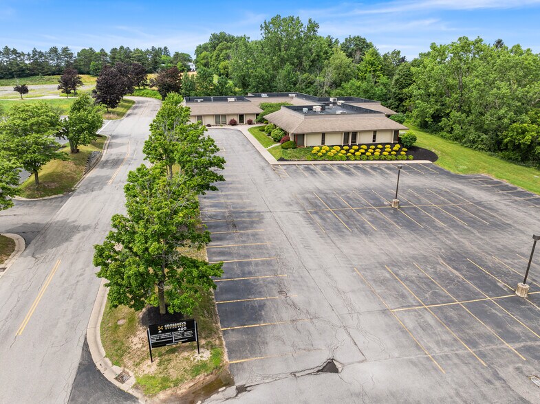 More Photos Of 100 Cross Keys Office Park, Fairport Unknown For Lease