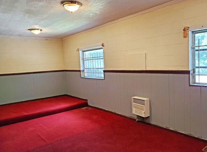 More Photos Of 1840 Thomasville Dr SE, Atlanta Religious Facility For Sale