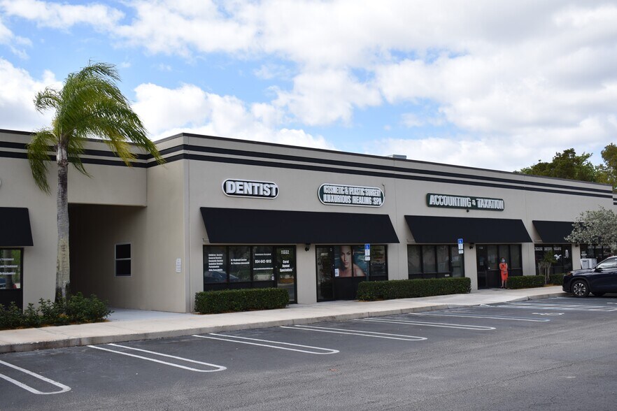 More Photos Of 11300-11354 Wiles Rd, Coral Springs General Retail For Lease