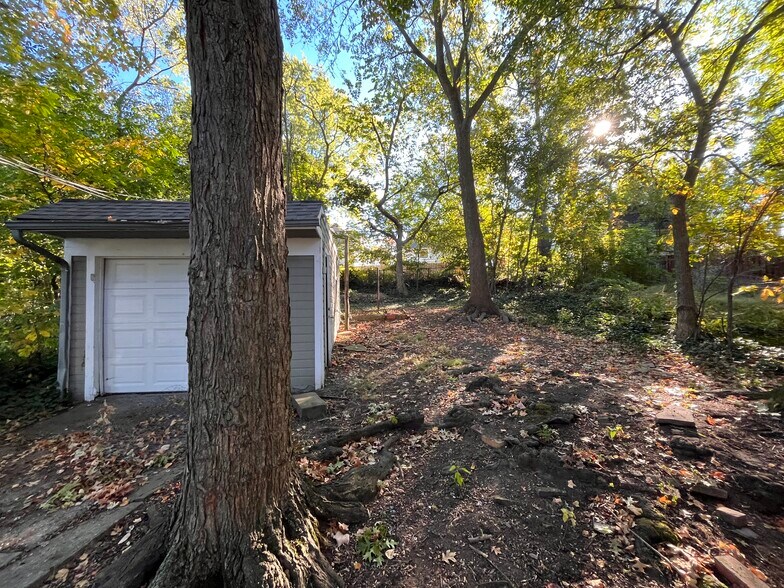 More Photos Of ,  Unknown For Sale