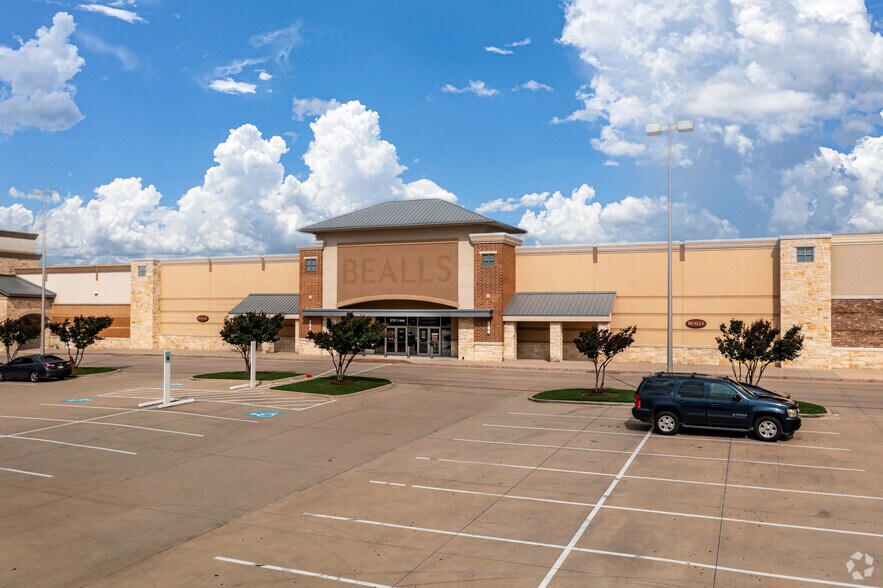 More Photos Of 18470 Fm-685 Blvd, Pflugerville Unknown For Lease