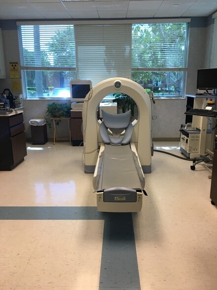 More Photos Of 900 NW 17th Ave, Delray Beach Medical For Sale