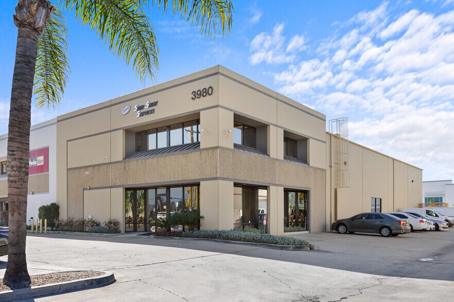 Primary Photo Of 3980 E Miraloma Ave, Anaheim Warehouse For Lease