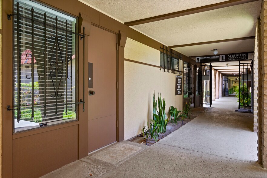 More Photos Of 3231 Waring Ct, Oceanside Medical For Lease