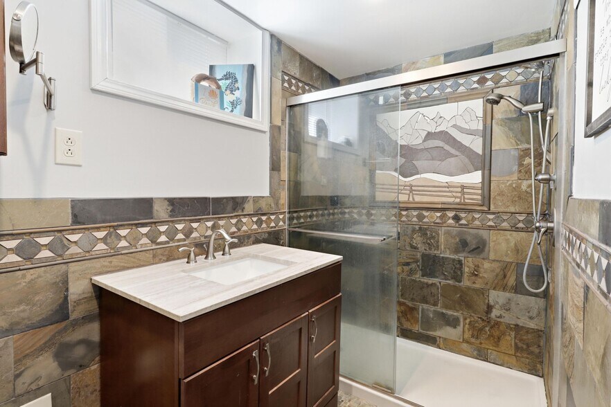 More Photos Of 856 Ridge Rd, Lackawanna Apartments For Sale