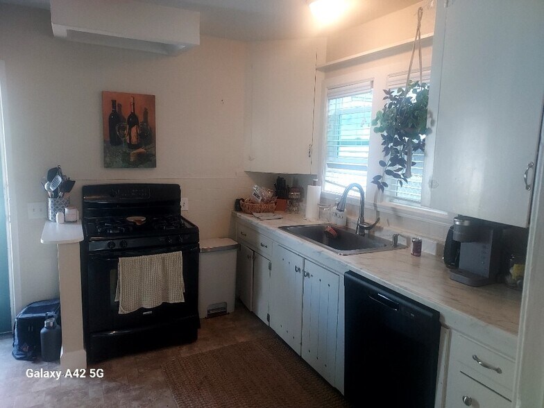 More Photos Of 230 Stimson Ave, Pismo Beach Apartments For Sale