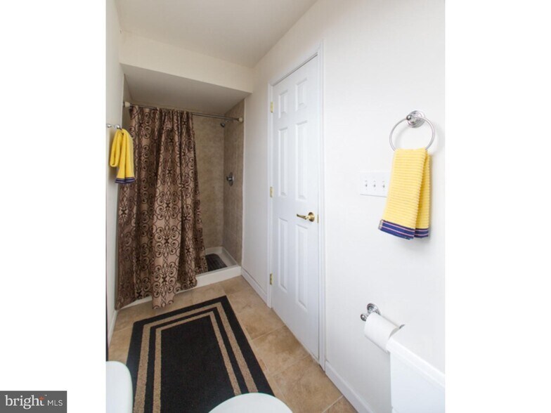 More Photos Of 3301-3303 N 16th St, Philadelphia Apartments For Sale