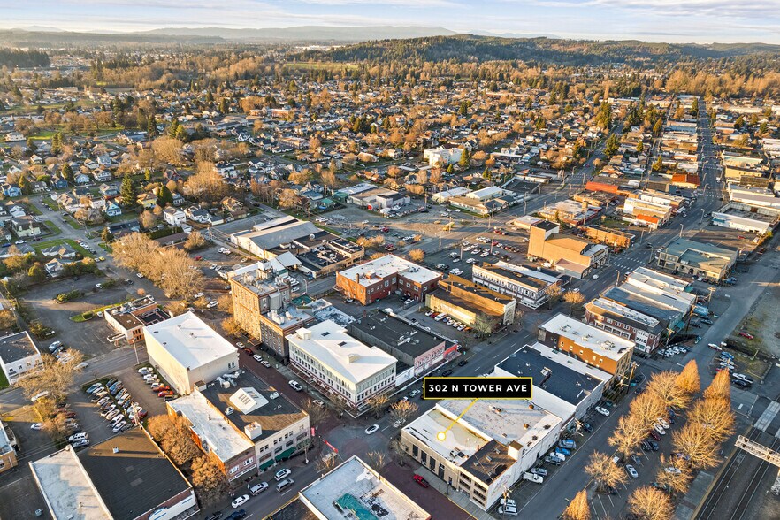 More Photos Of 302 N Tower Ave, Centralia General Retail For Sale