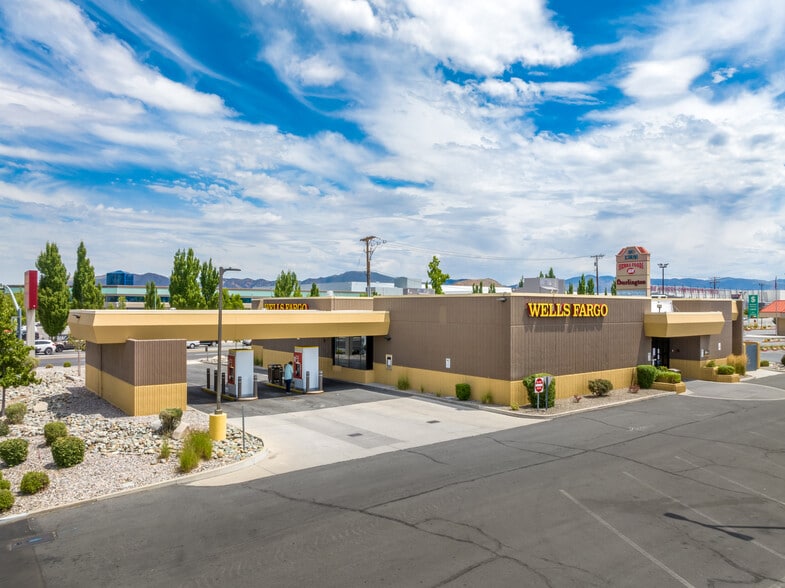 More Photos Of 4045 S Virginia St, Reno Freestanding For Lease