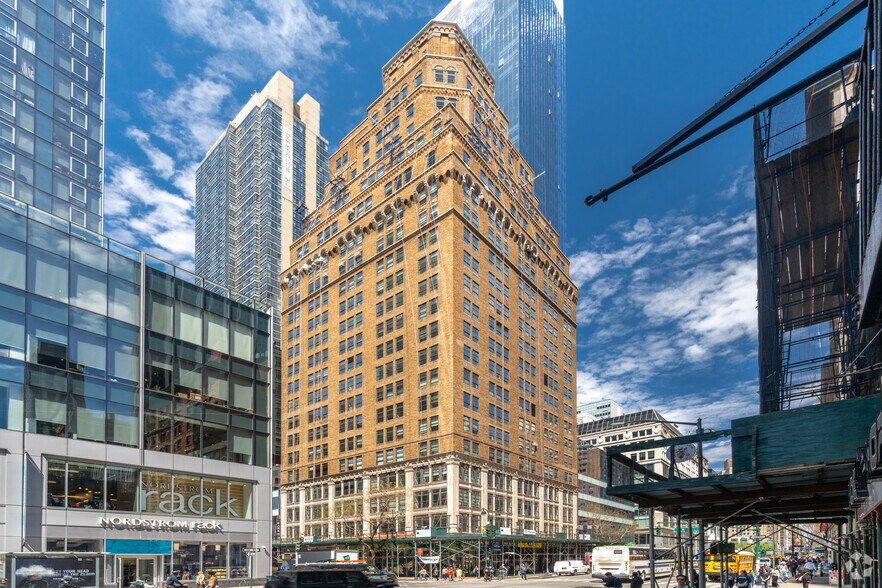 More Photos Of 875 Avenue of the Americas, New York Loft Creative Space For Lease